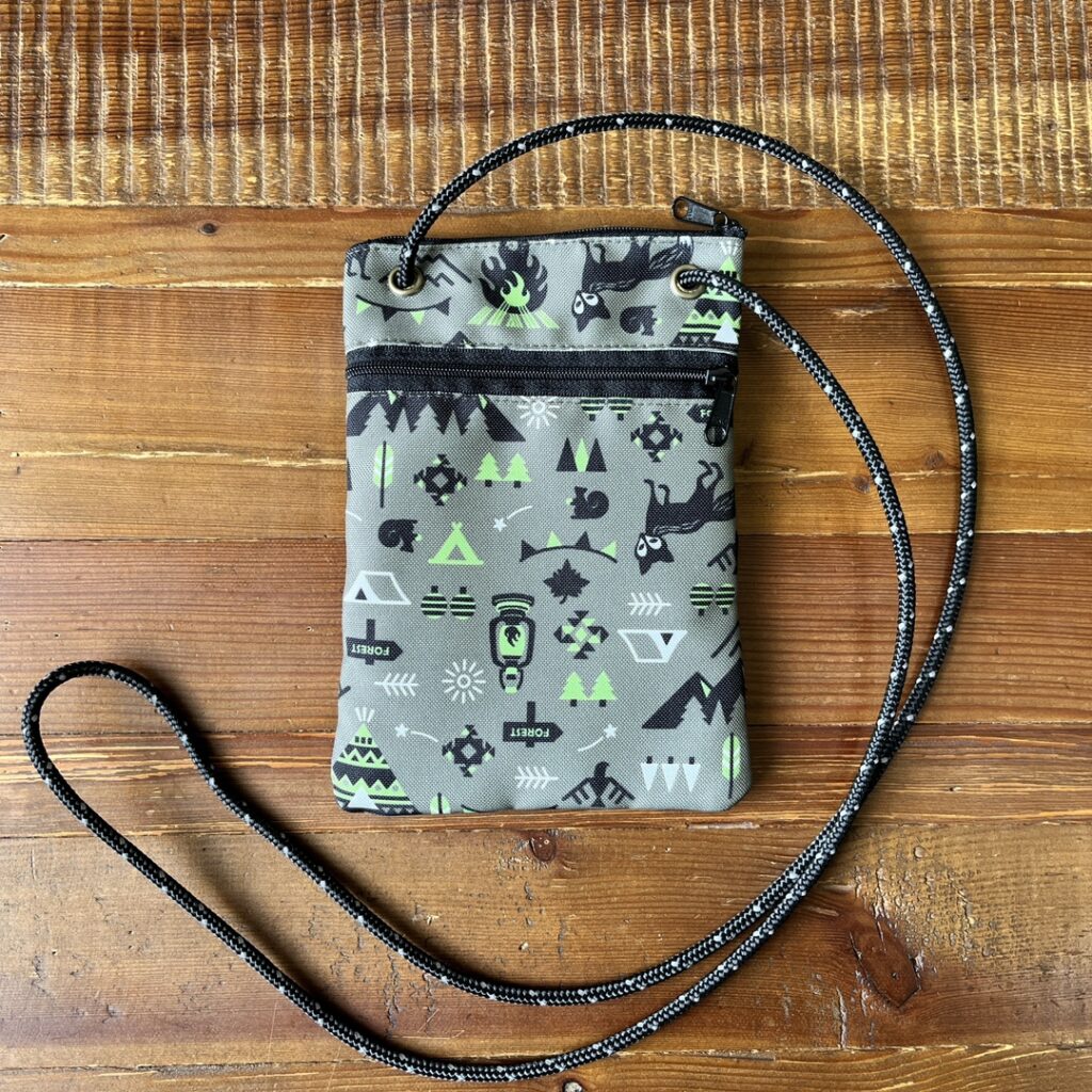 スマホサコッシュ